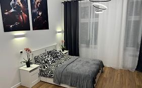 Chicago Apartment